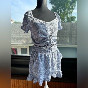 Hollister Crop Top High Rise Ruffle Shorts Blue Floral Set Womens Medium Boho